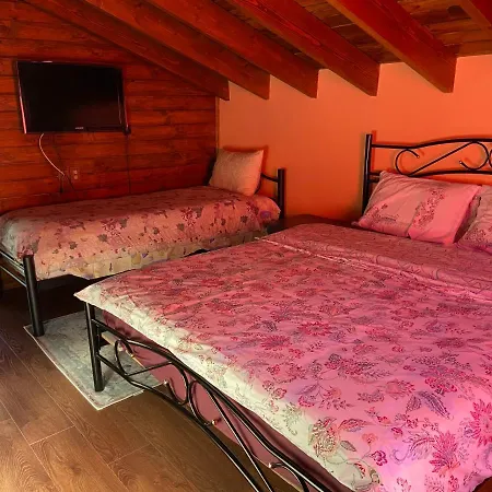 Villa Gizlibahcekabakoz *